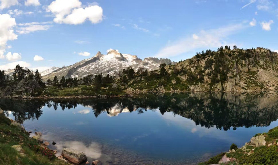 Pyrénées françaises : un cocktail toxique « impressionnant » détecté dans les lacs de montagne