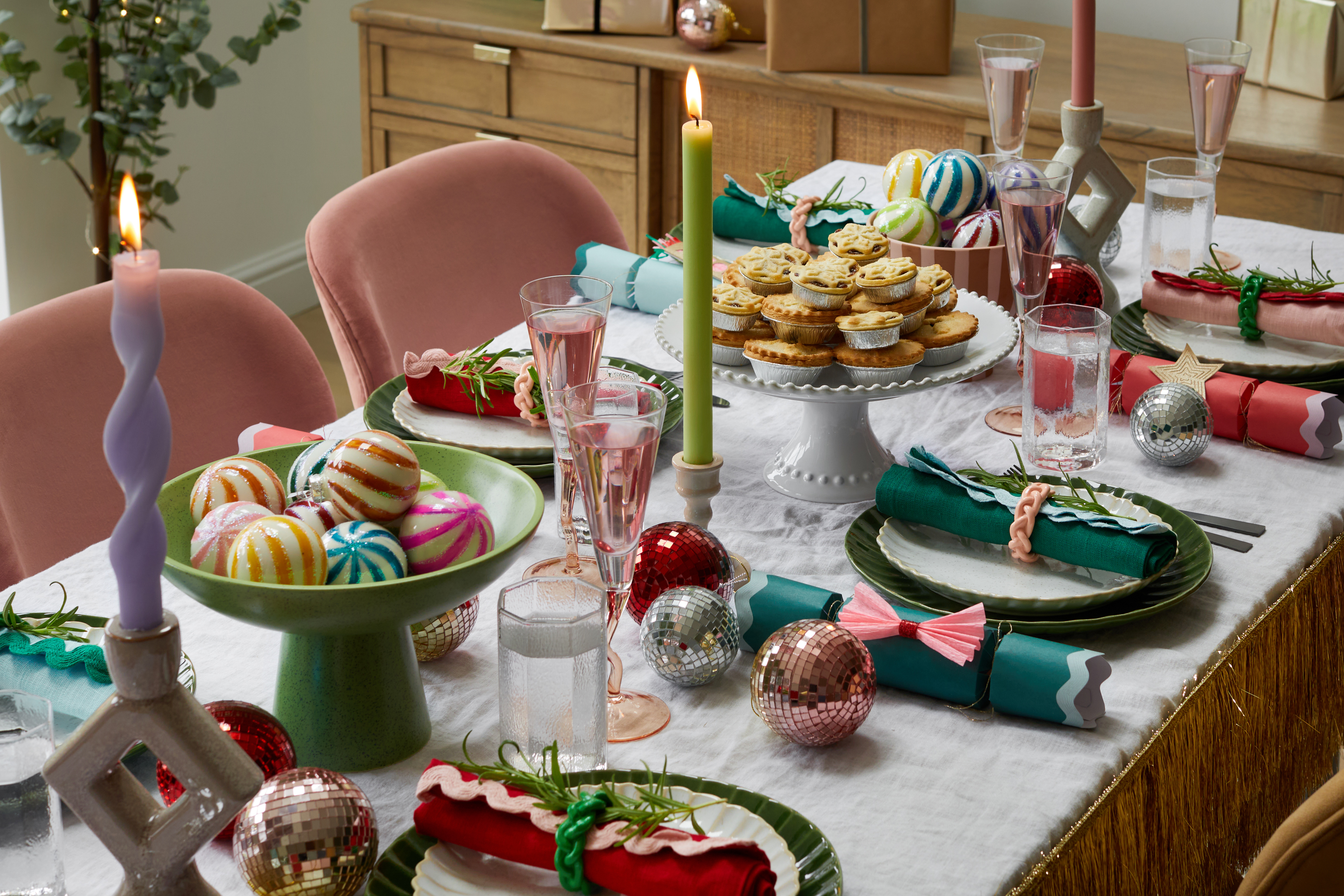 How to Decorate Your Table for Christmas | Little Greene