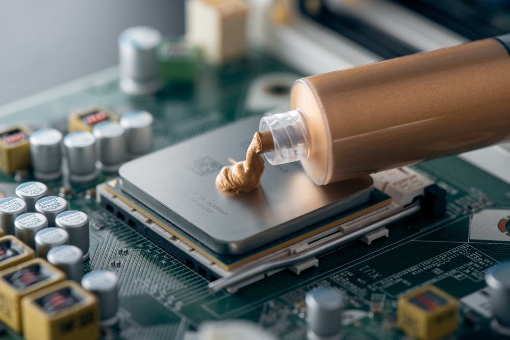 How Heat Sink Compound Keeps Electronics Cool