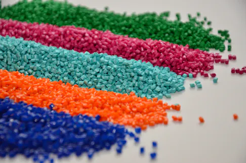 plastic pellets used for molding