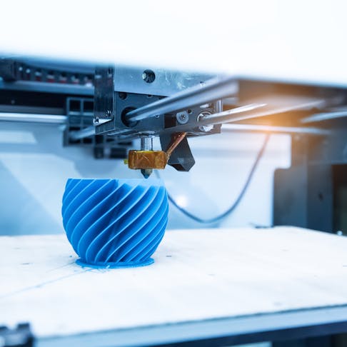 FFF 3D printer. Image Credit: Shutterstock.com/asharkyu