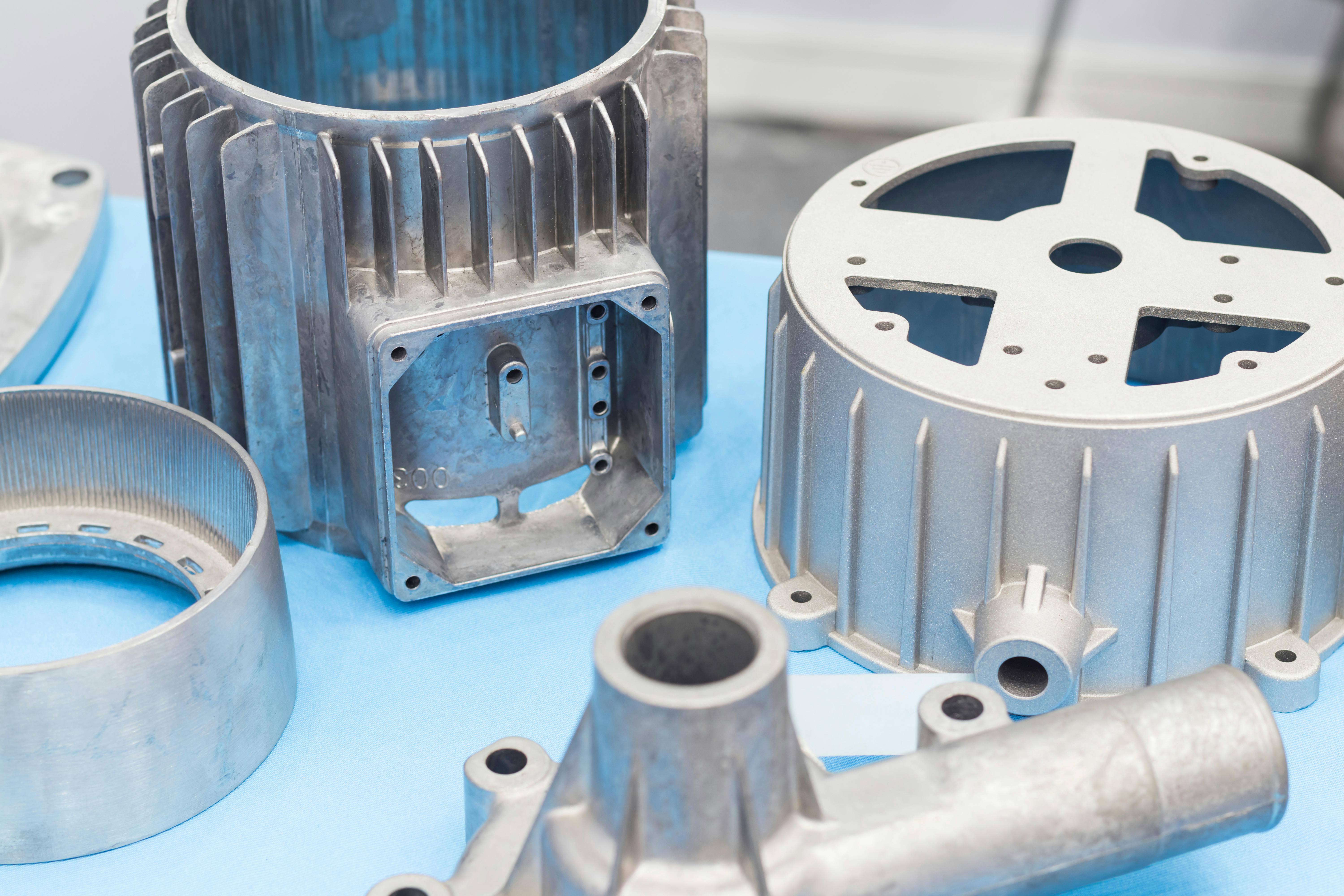 Die Casting vs Sand Casting: A Guide for Making the Right Choice