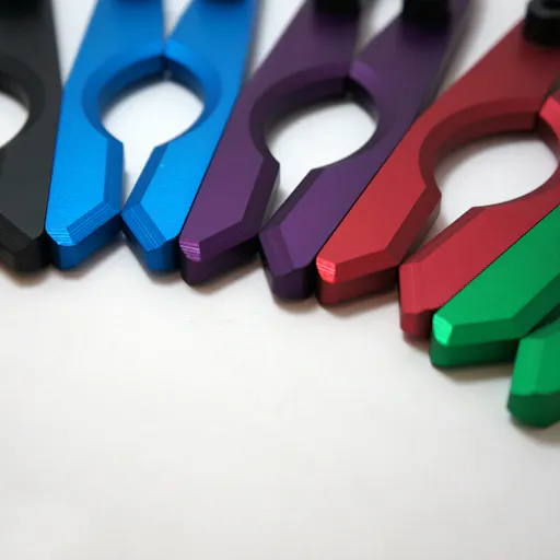 Anodizing vs. Electroplating - What's the Difference? | Xometry