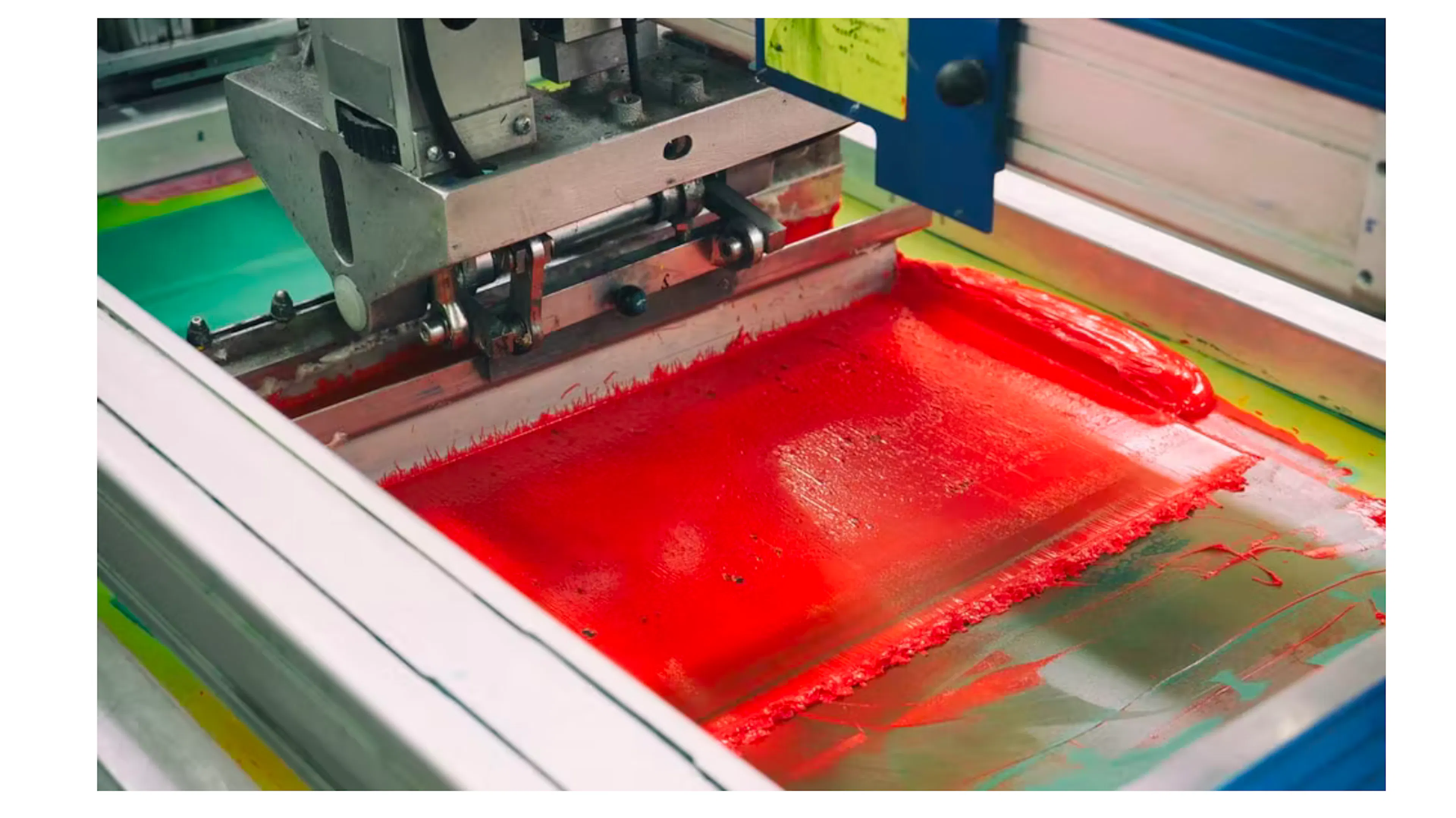 Screen printing, also known as silk screen printing.