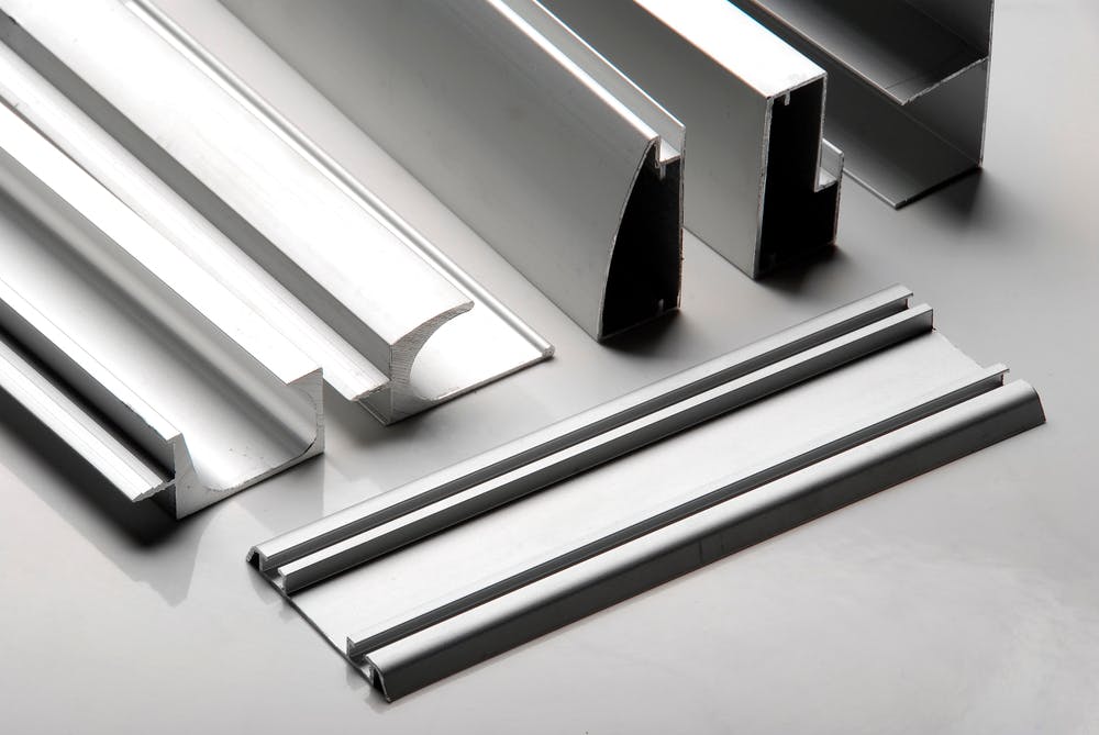 Galvanized Steel vs Aluminum: The Key Differences Galvanized Steel vs Aluminum: The Key Differences
