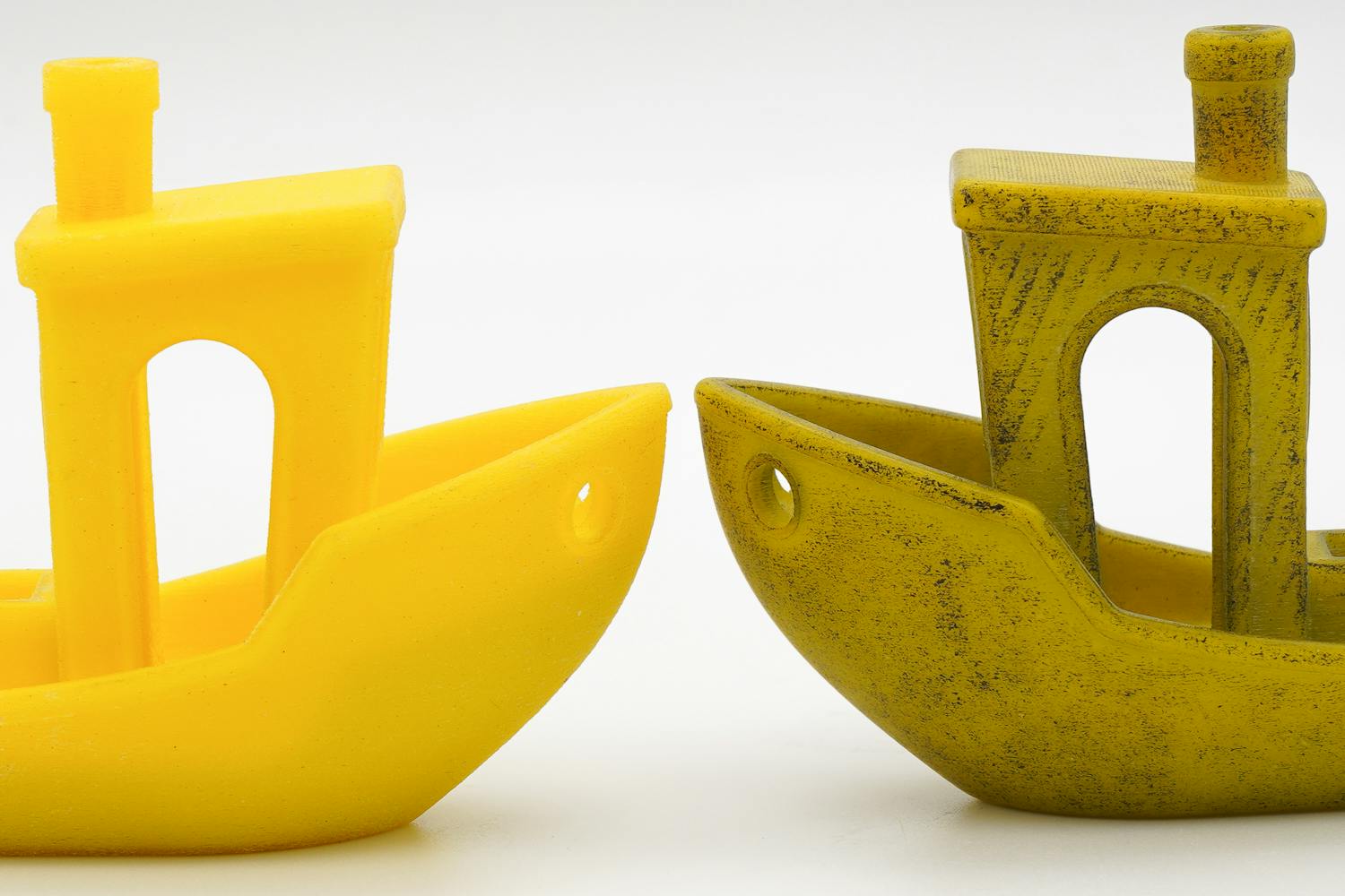 PolyJet- Opaque Rigid Photopolymer (yellow)