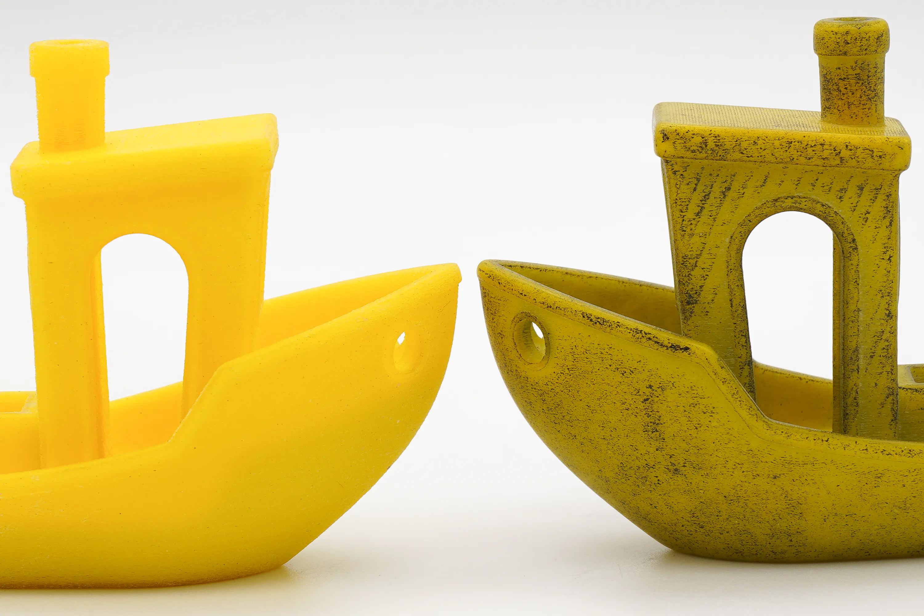 PolyJet- Opaque Rigid Photopolymer (yellow)