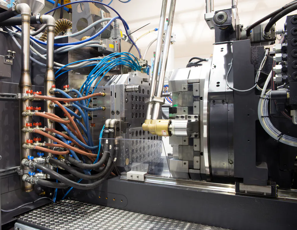 Large Part Injection Molding Service at Xometry