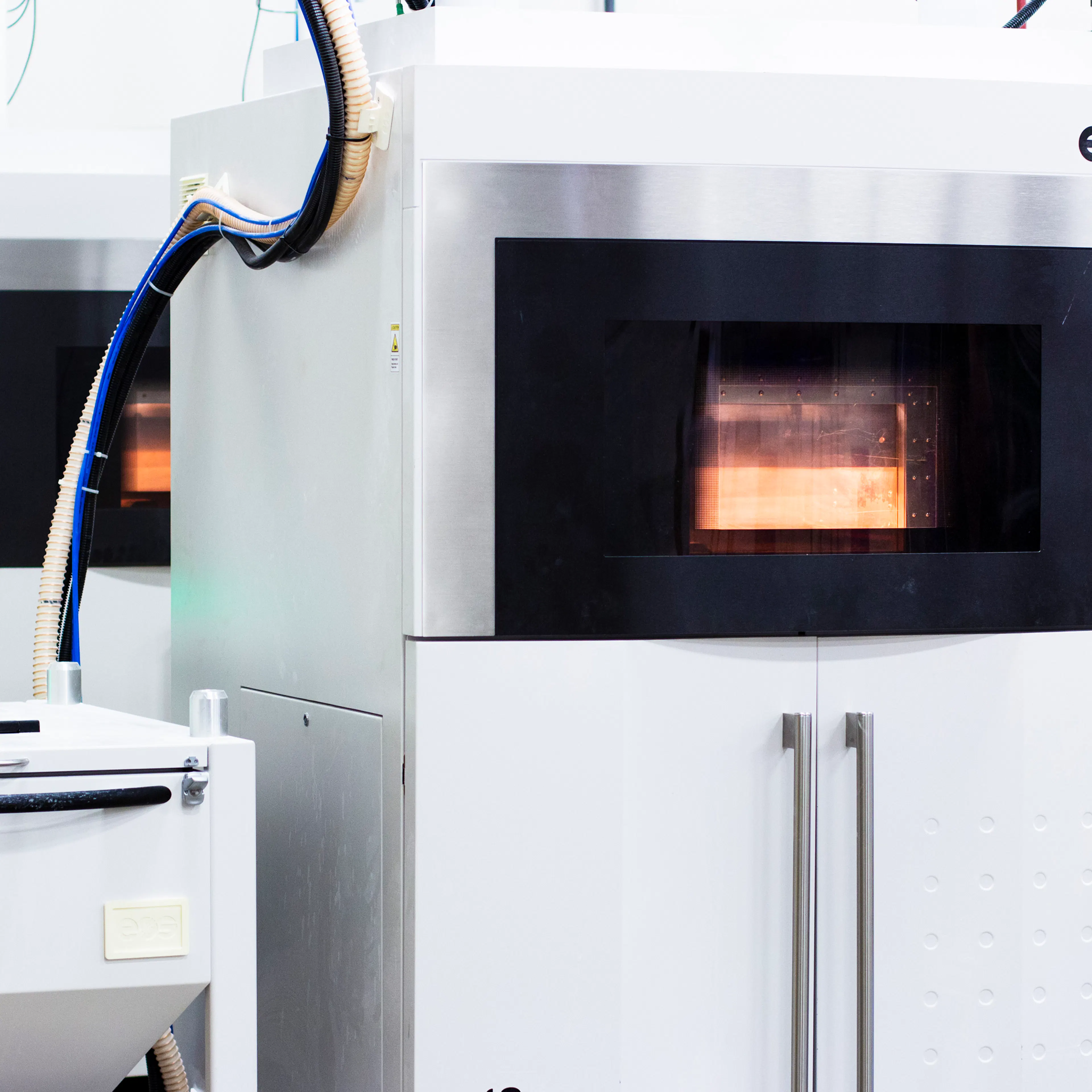 An SLS 3D Printing Machine at Xometry