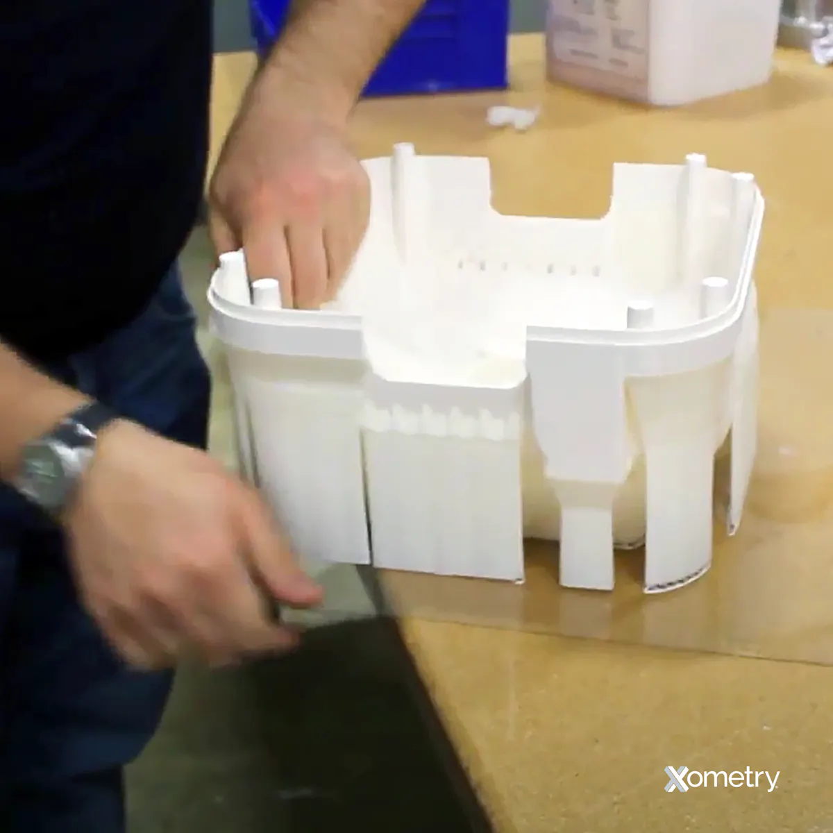 10 Steps on How To Remove Supports From 3D Prints | Xometry