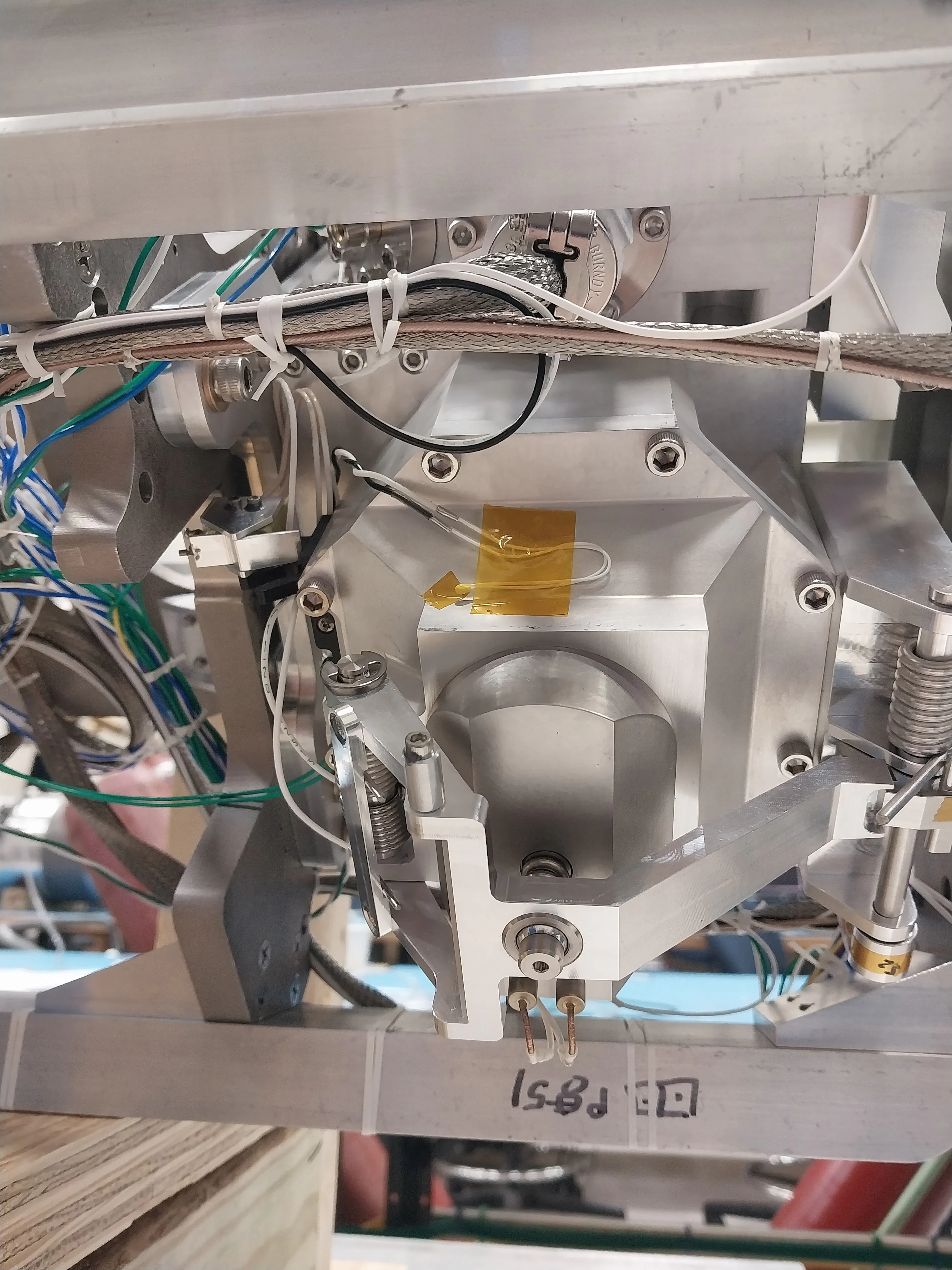 An ion gauge mounted on the rocket payload (Photo credit: UNH)