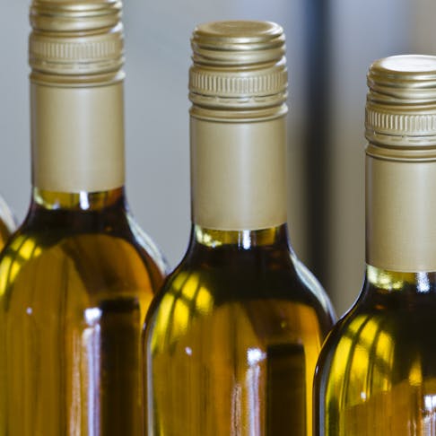 Stelvin closure on a wine bottle. Image Credit: Shutterstock.com/David Lade