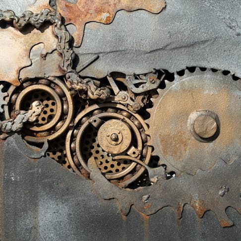 Rusted gears. Image Credit: PickPik.com