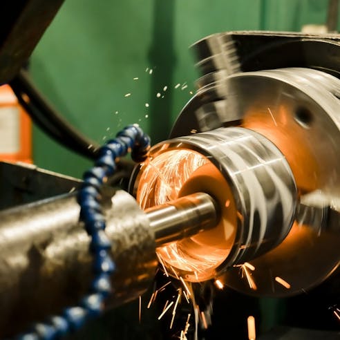 Internal grinding operation. Image Credit: Shutterstock.com/Dovzhykov Andriy