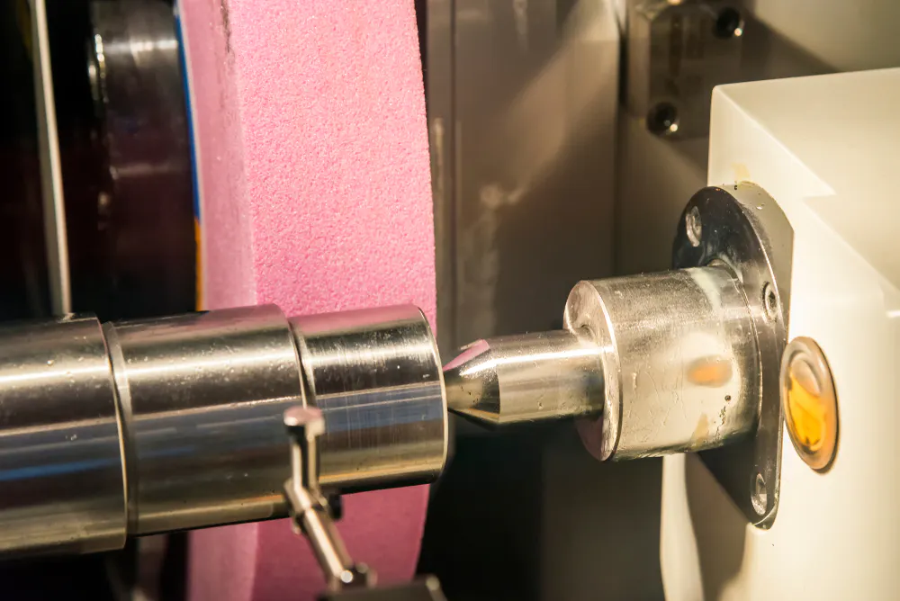 19 Types of Grinding Machines and Their Uses | Xometry