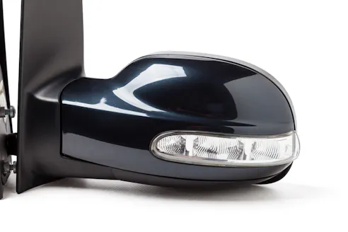 Automotive side-view mirror. Image Credit: Shutterstock.com/Aleksandr Kondratov