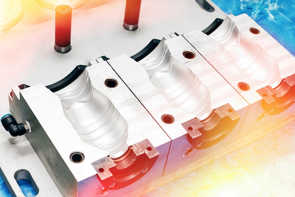 Injection Molding Vs. Compression Molding: Differences And Comparison ...