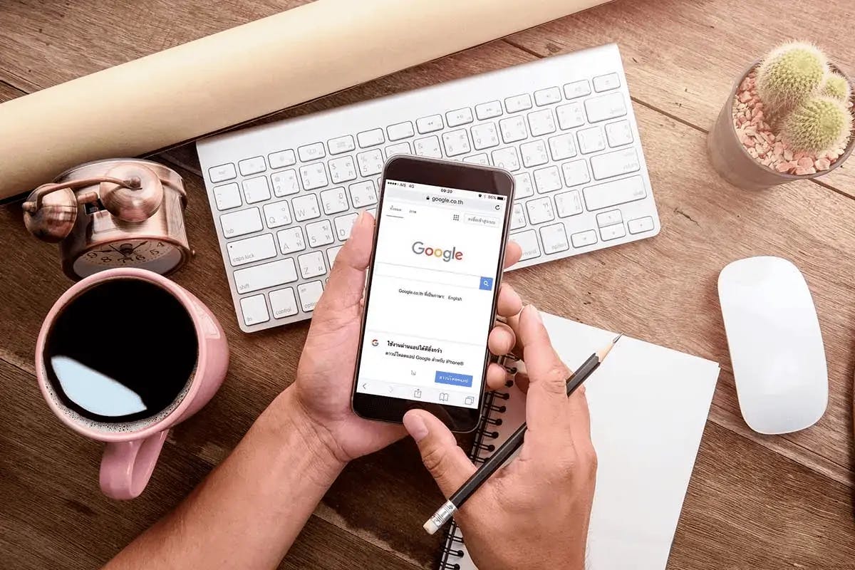 Mobile SEO: Tại Sao Tối Ưu SEO Cho Thiết Bị Di Động Quan Trọng?