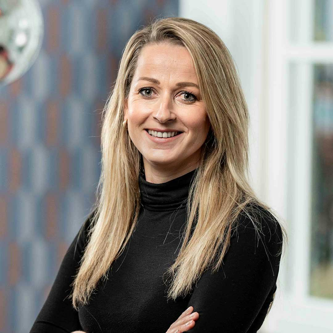 Linda
Mijs
