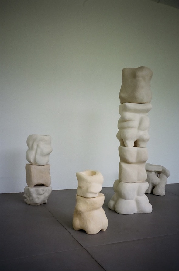 Shapes of Comfort – Art Biesenthal  2021 #11