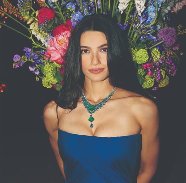 塔拉·伊马德(Tara Emad)