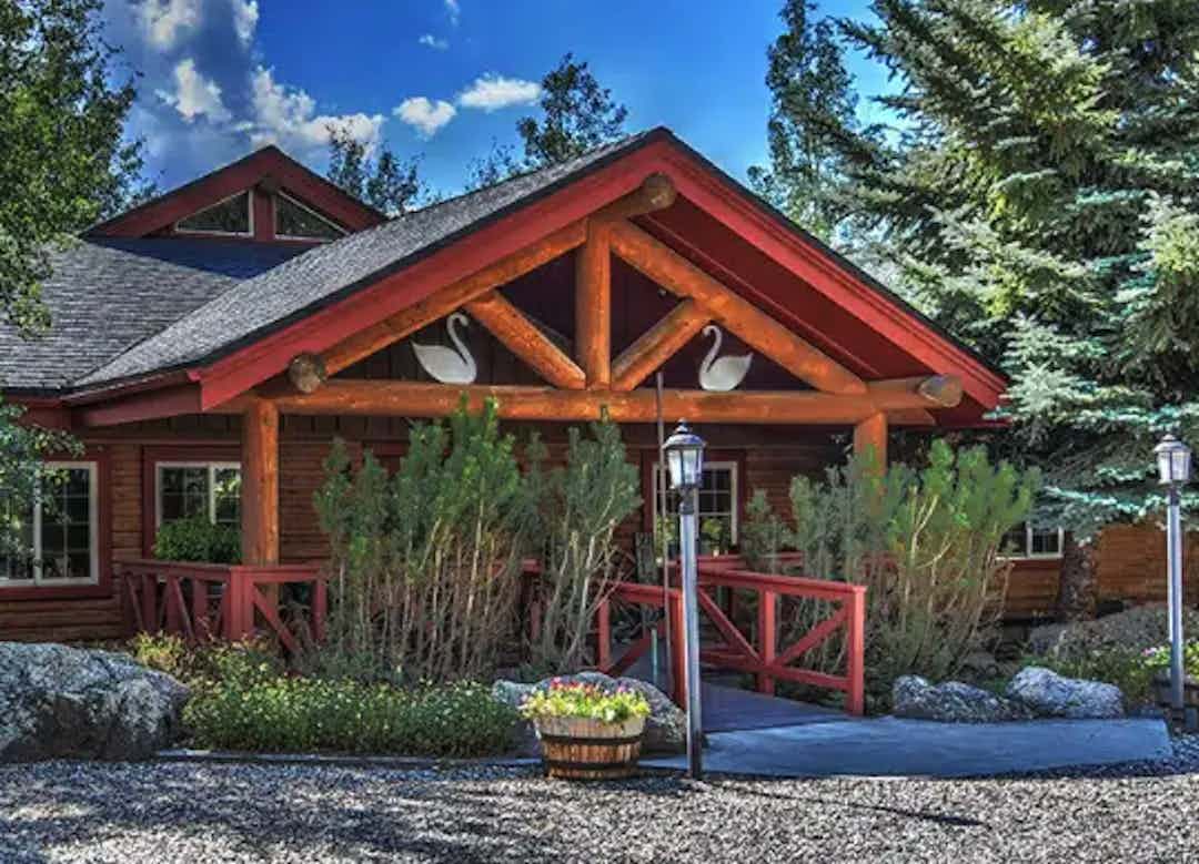 River Retreat Lodge in Swan Valley, a part of Eastern Idaho and Yellowstone Teton Territory.