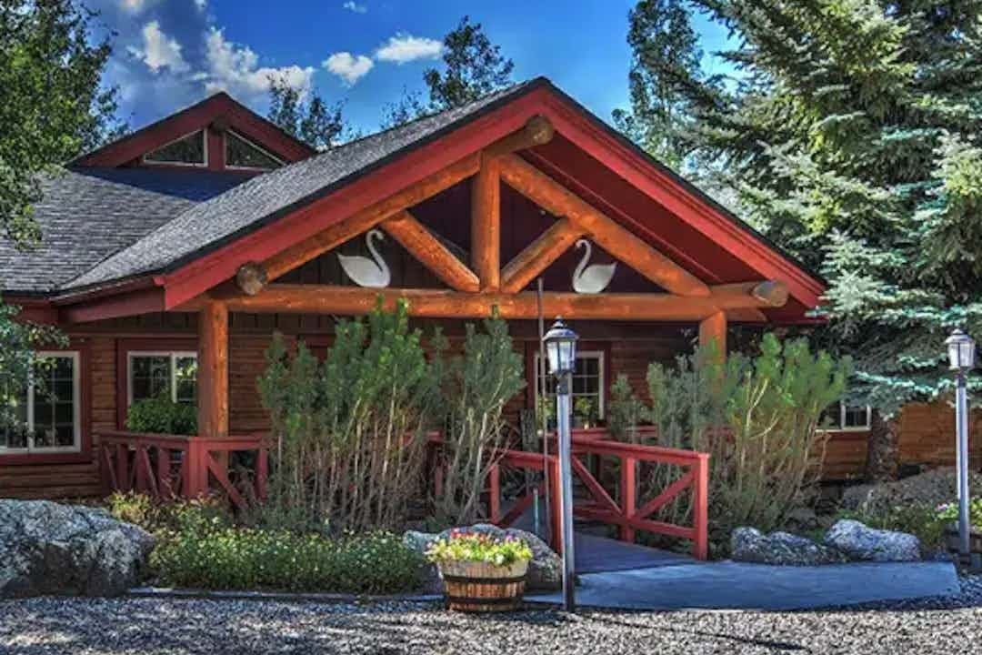 River Retreat Lodge in Swan Valley, a part of Eastern Idaho and Yellowstone Teton Territory.