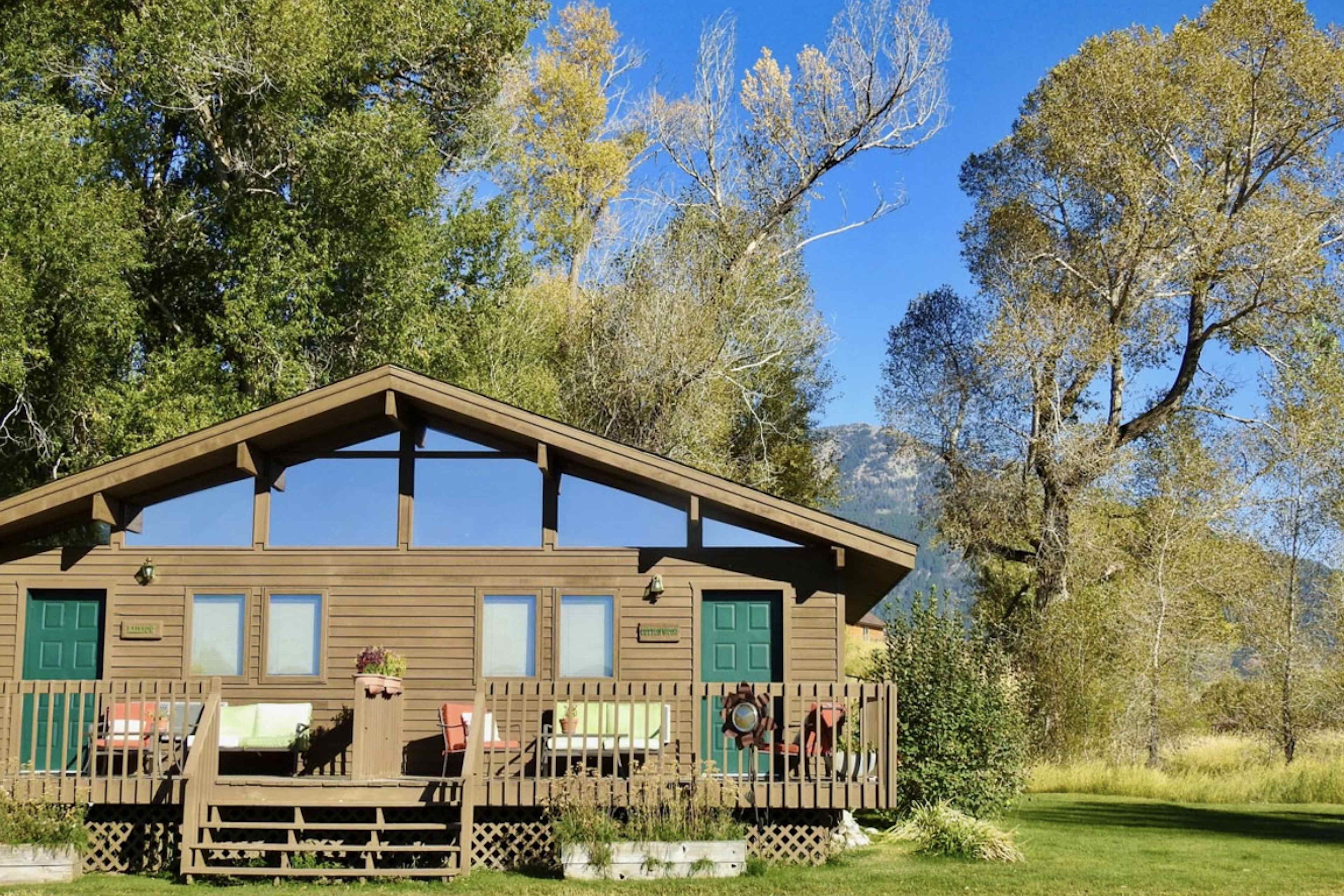 Cabin Rental at Hansen Guest Ranch