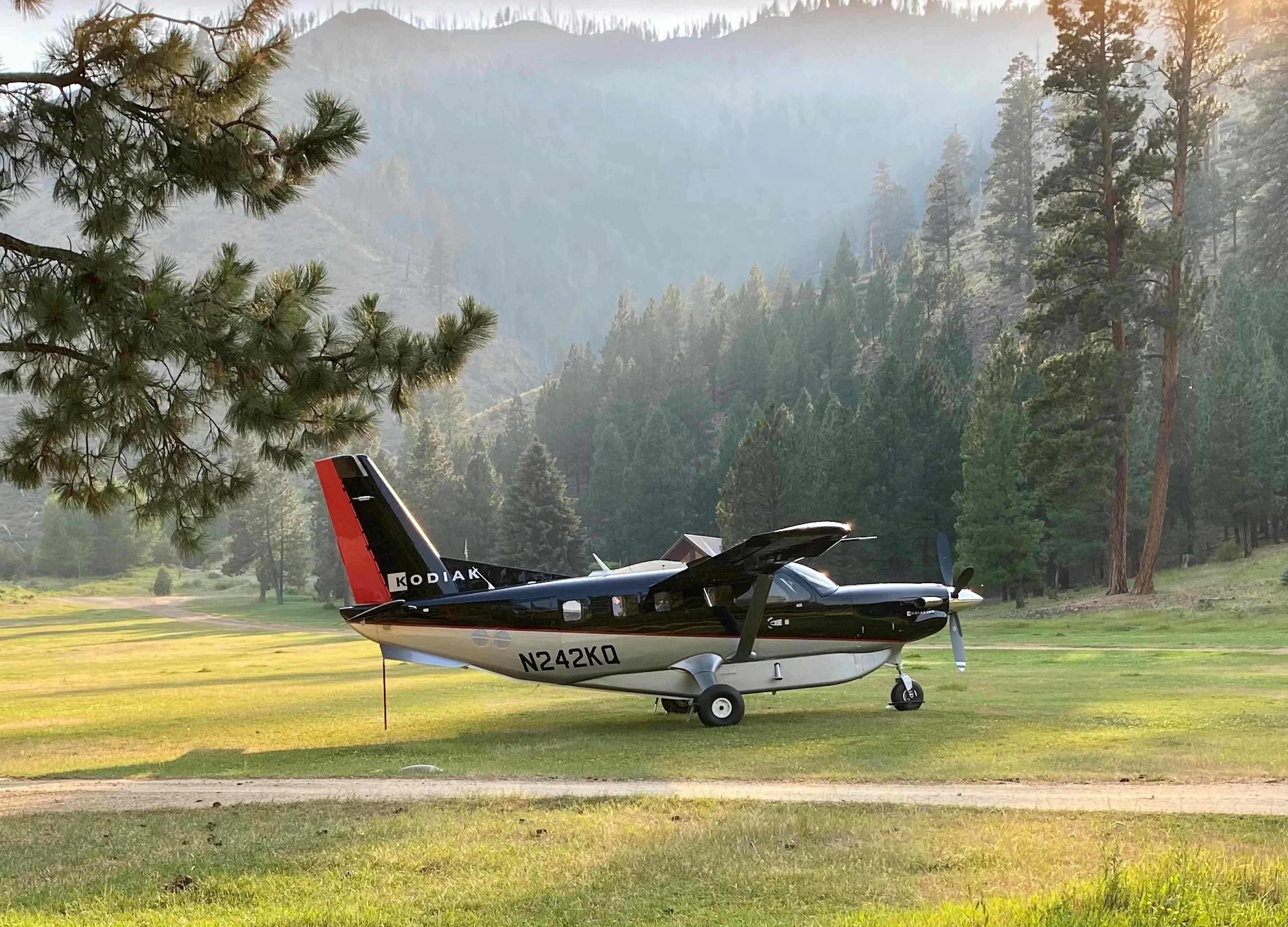 Let AvCenter of Pocatello of the Yellowstone Teton Territory take you to your dream destinations!