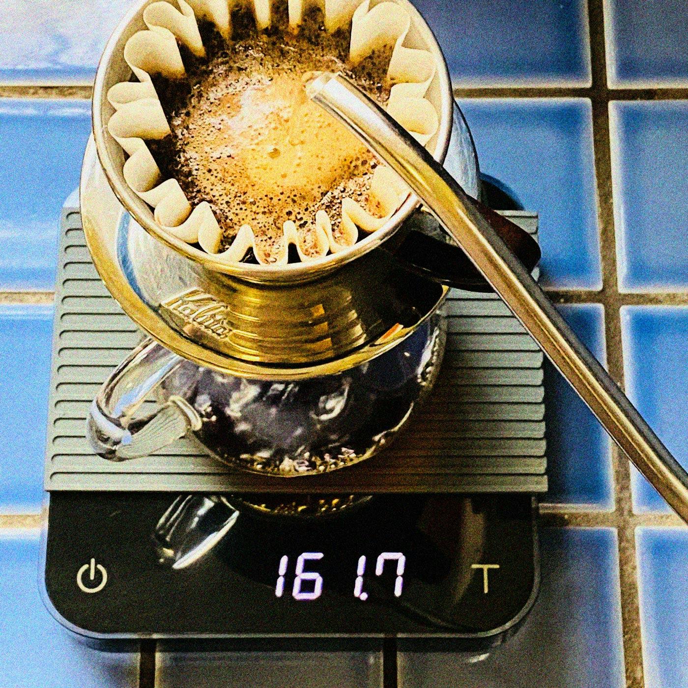 KitchenTour White Espresso Scale and Coffee Scale with Timer