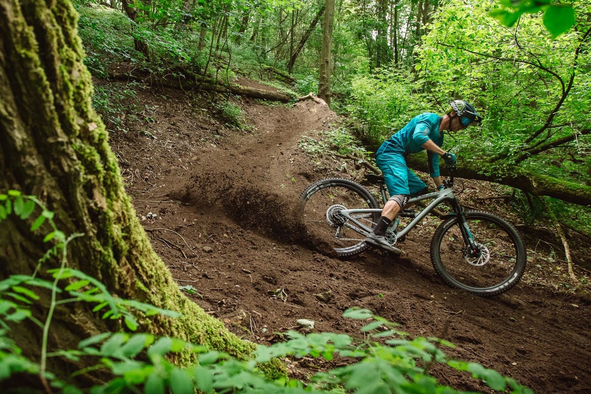 Lee Trumpore sinking his tires into a loamy corner