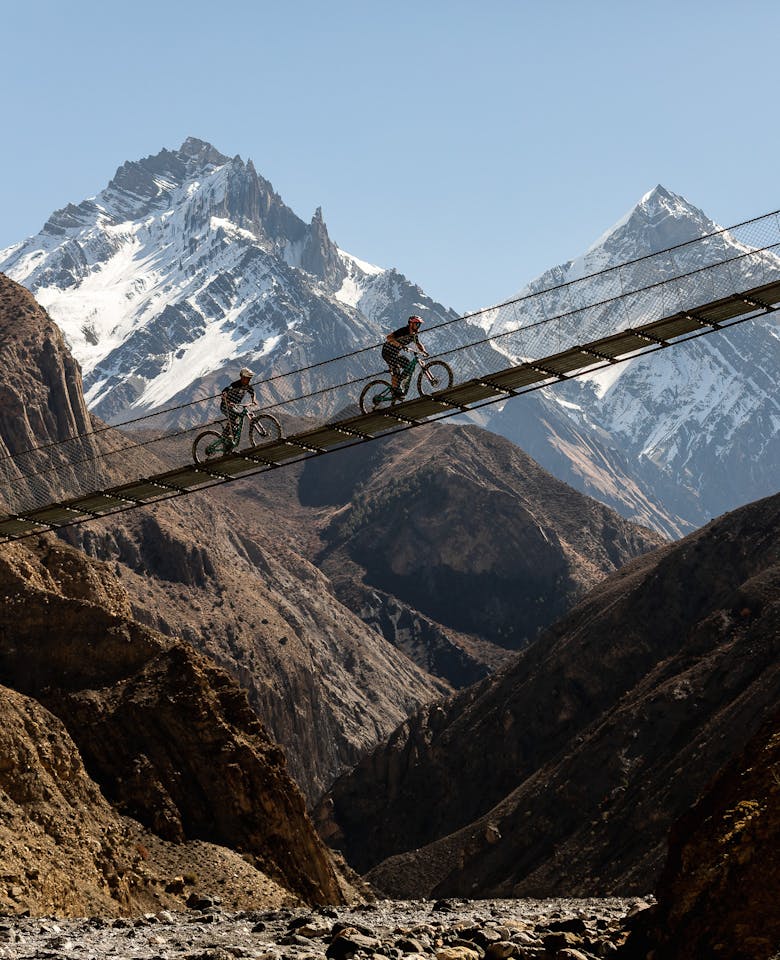 International Gathering Nepal - Bridge crossing