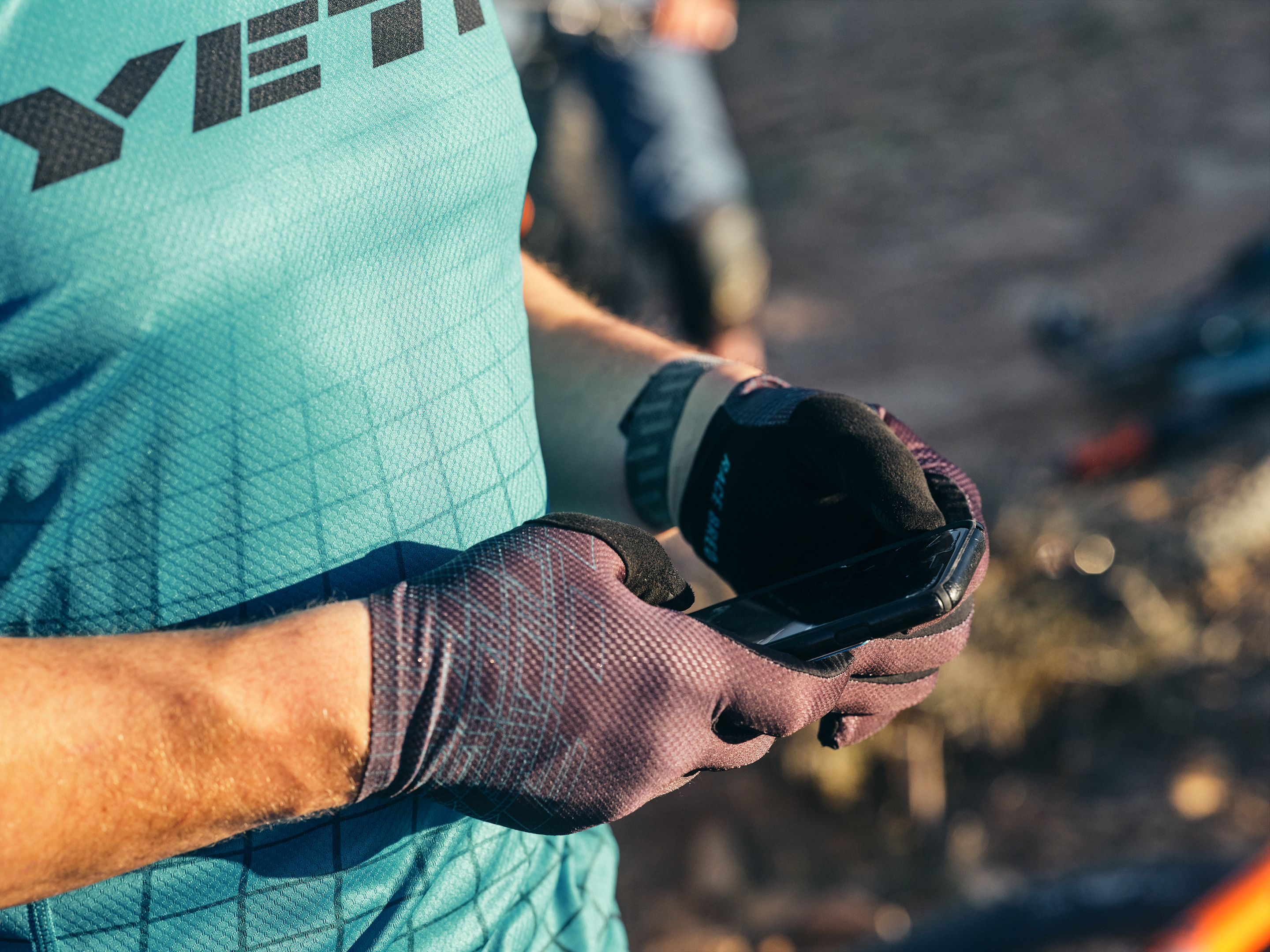 yeti bike gloves