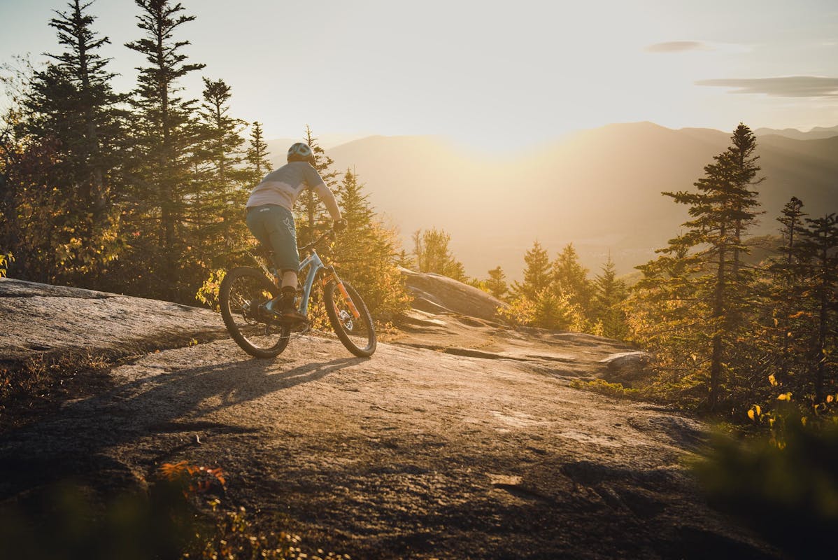 Adam Morse riding a slab in New Hampshire