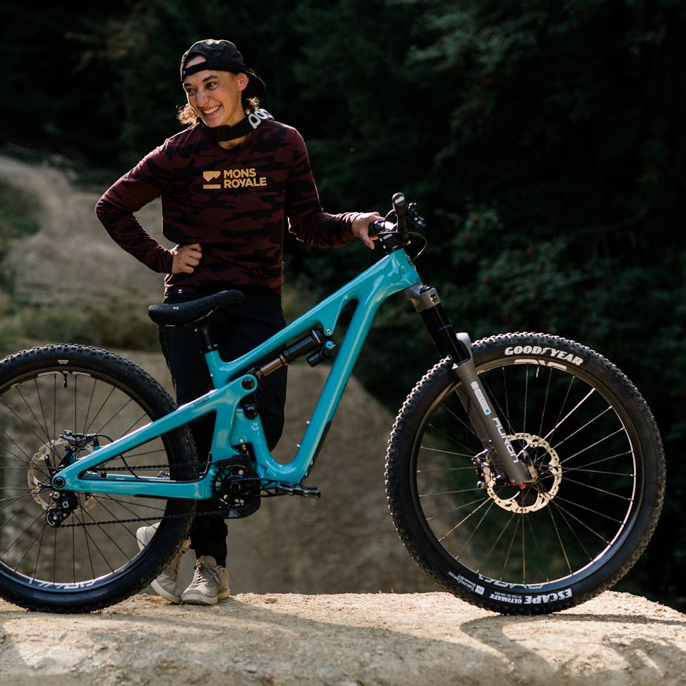 Robin Goomes - Bike Check SB140