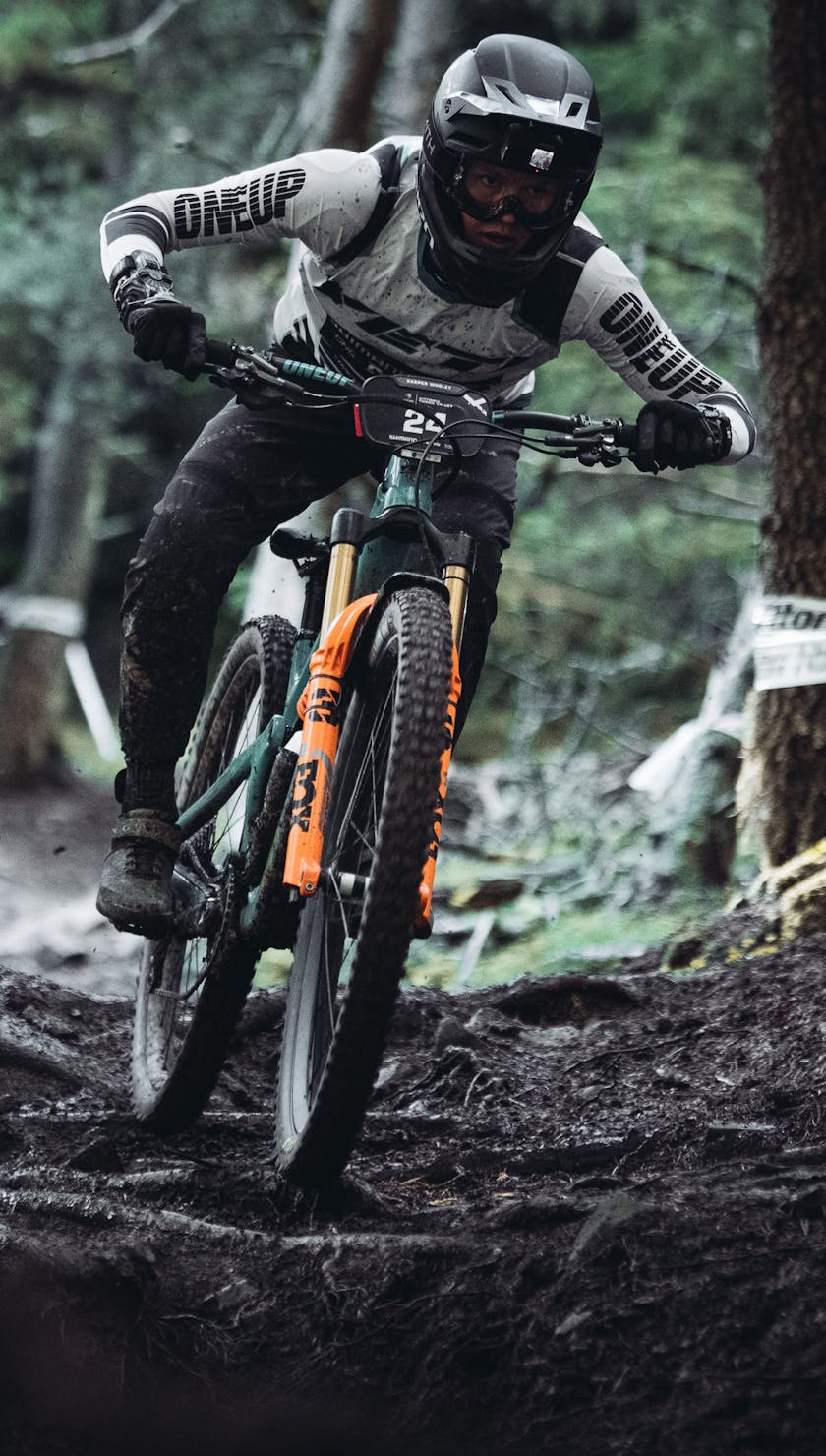 EWS 9 Tweed Valley - Kasper Woolley