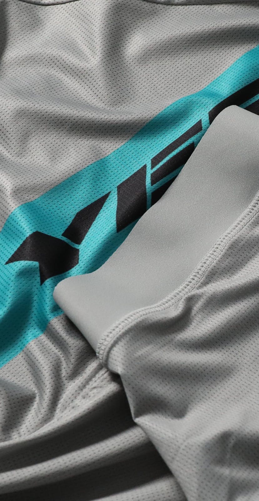 2020 Ironton XC Jersey Dust Turq Detail 1