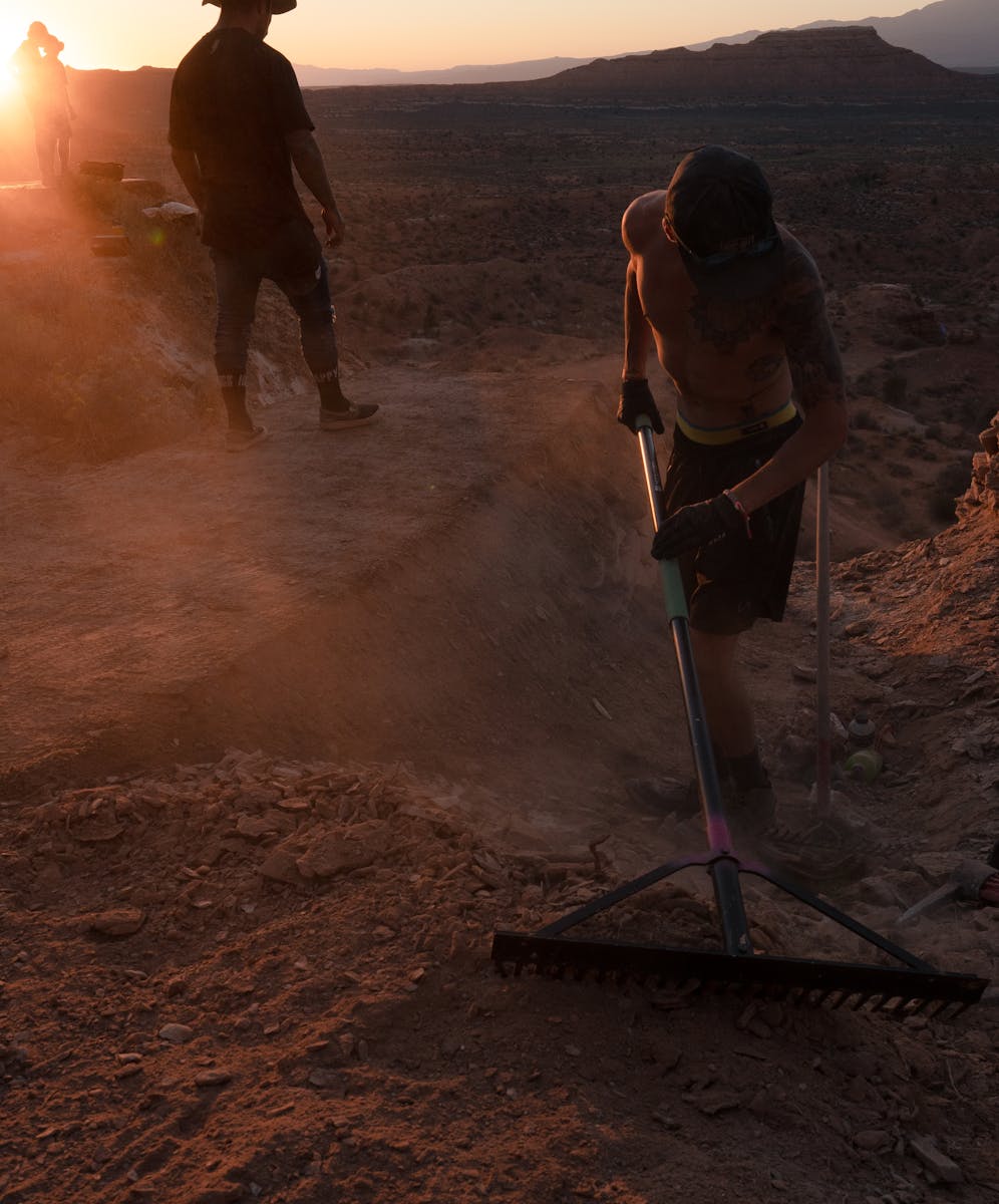 Redbull Rampage 2022 - Preparing the line