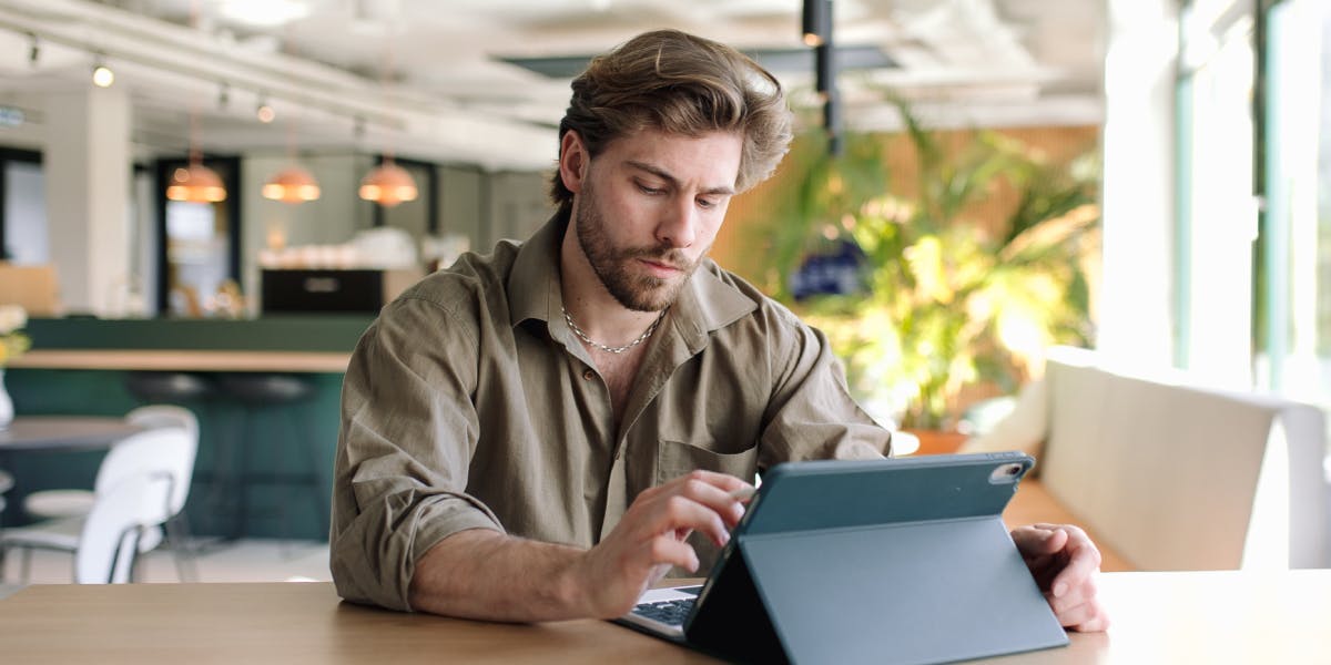 Blog: van urenbriefje tot loonstrook