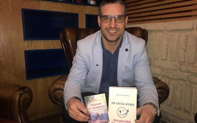 Мирослав Драганов: Како да продолжите со насмевка