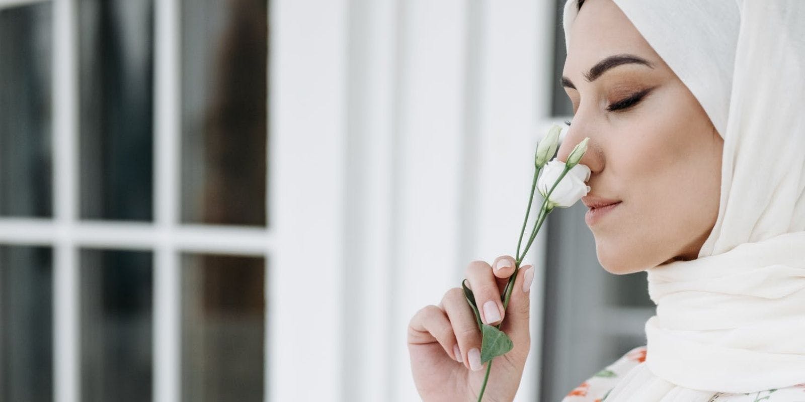 Menstrual Pheromones: How Scent Could Be Connected To Your Cycle