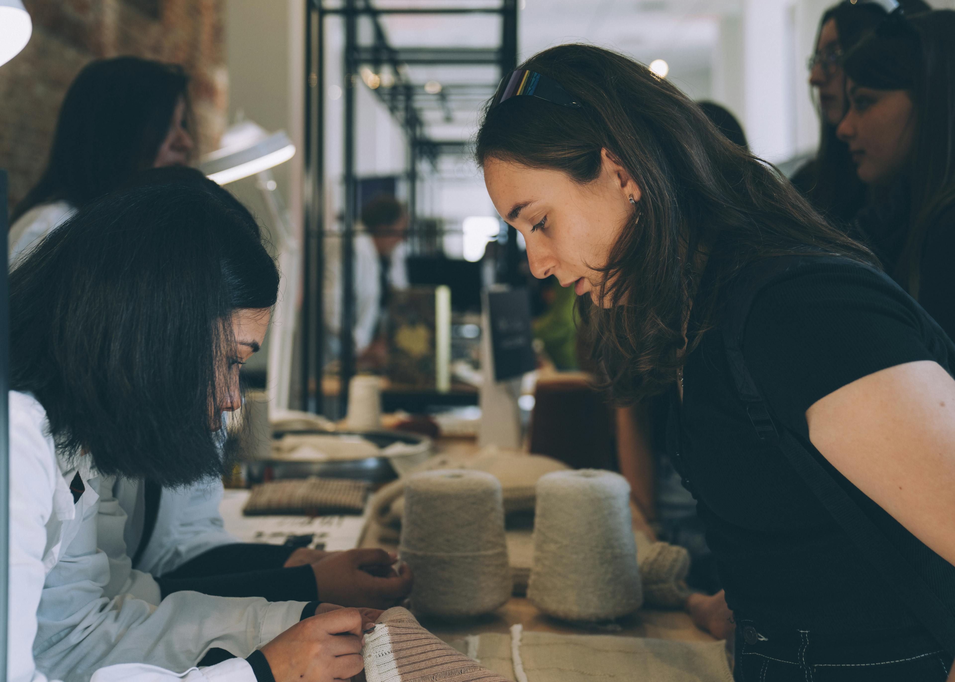 uno stand durante il tour You & ME