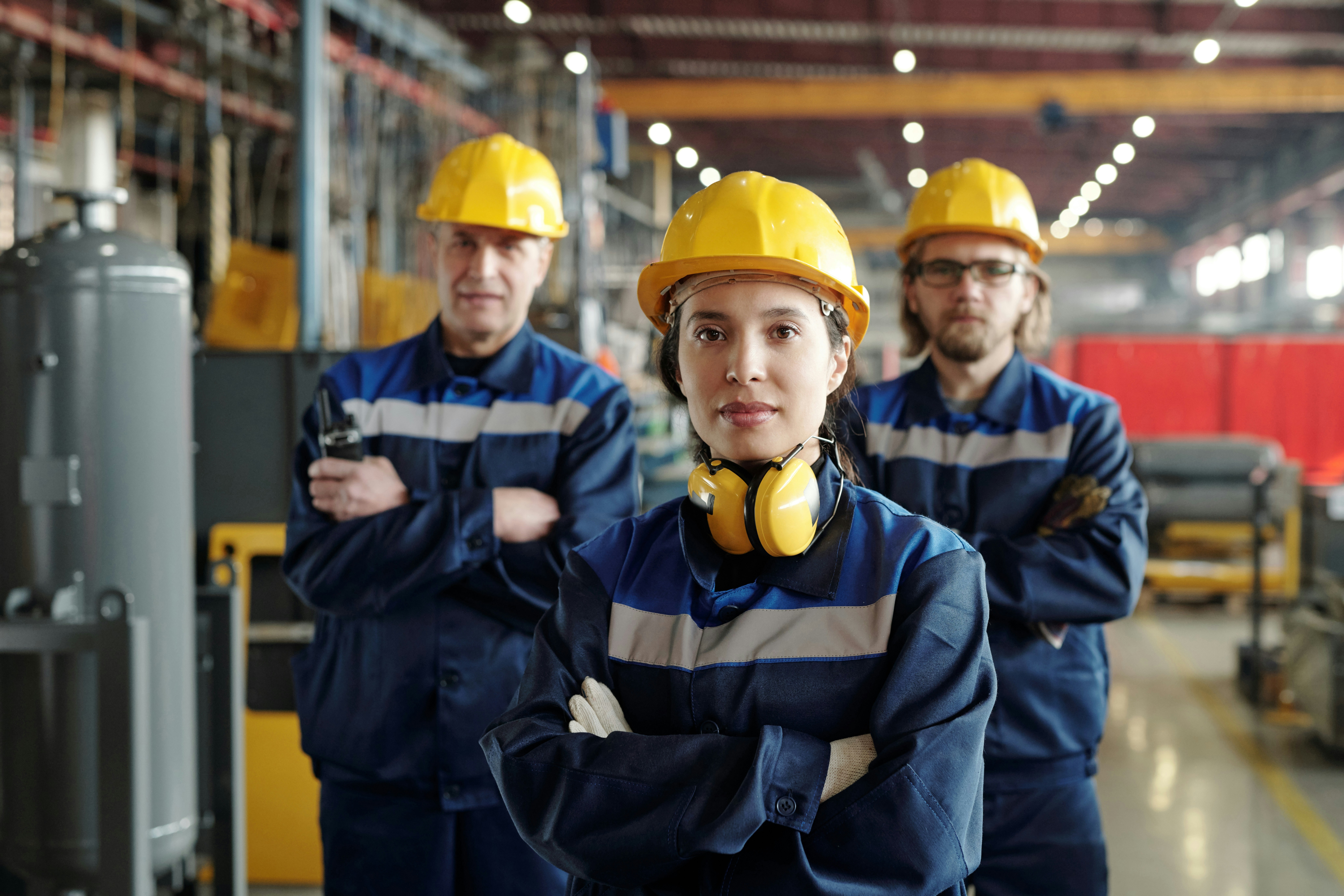 How to Communicate Dress Code Changes to Factory Workers | Yourco