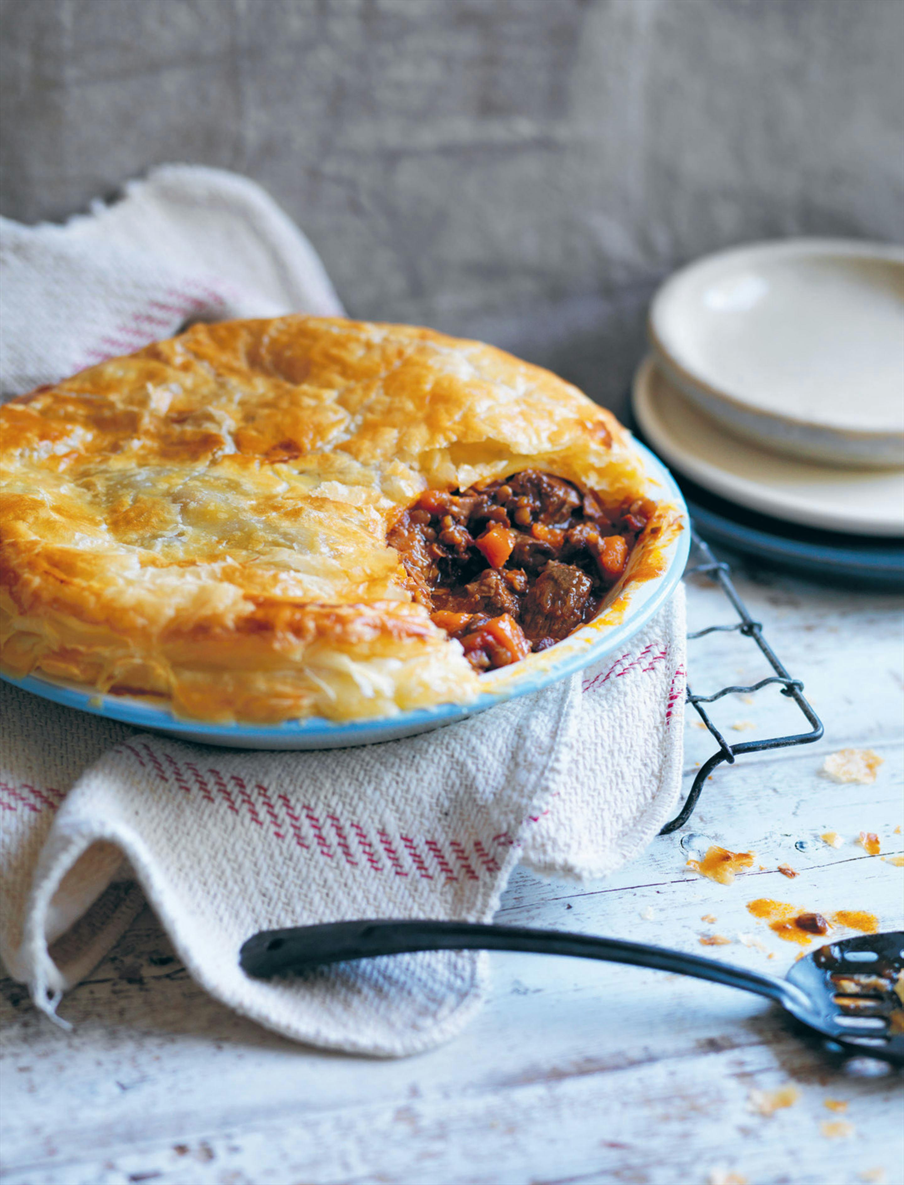 Beef & Vegetable Pie with Chunky Steak | YourGrocer Blog