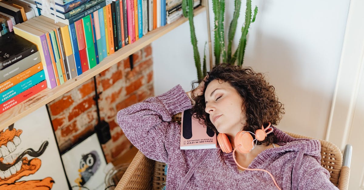 Can Listening to Affirmations While Sleeping Actually Help?