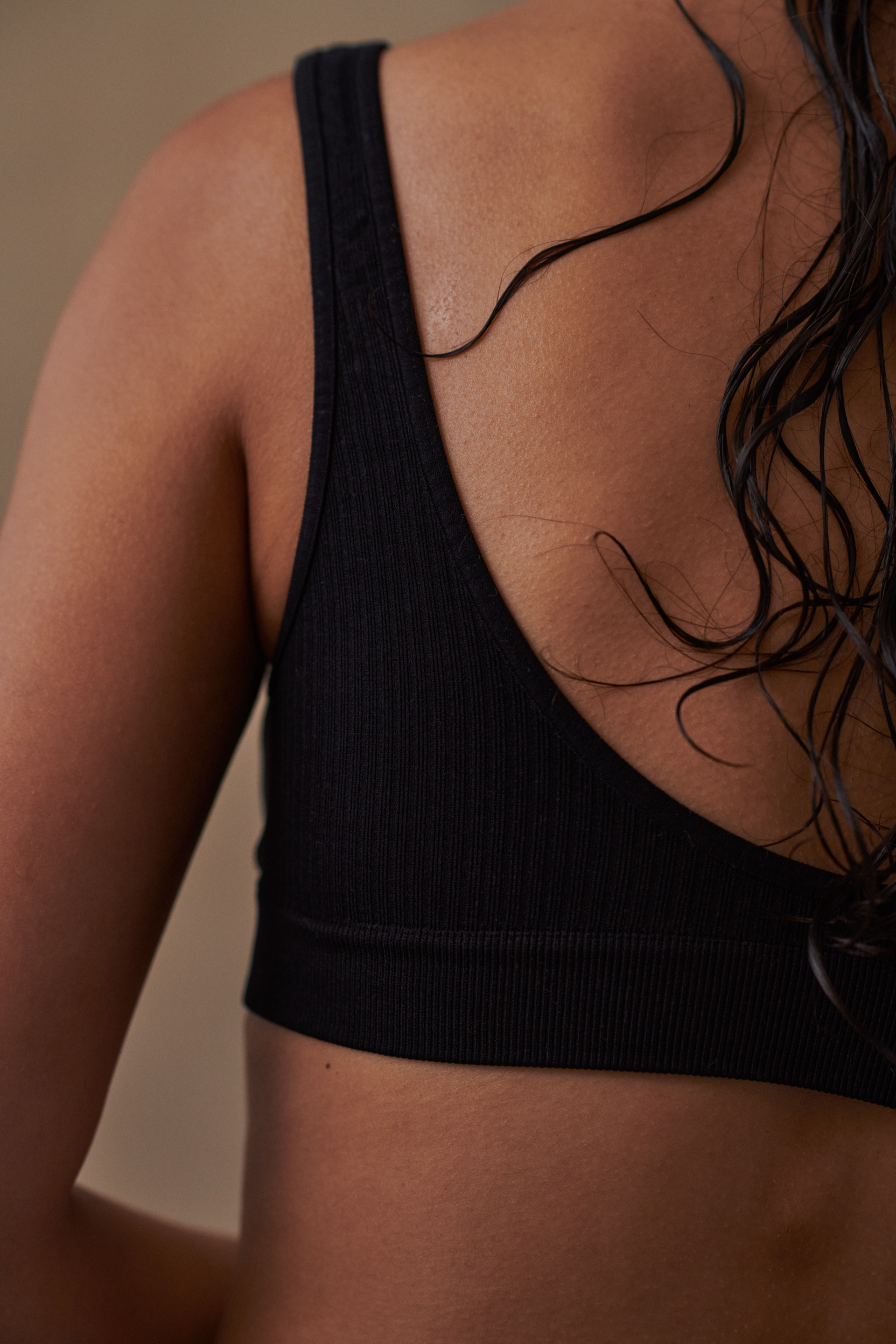 Soutien-gorge Brassière Undiz Noir - Taille S - Encolure V, Bandes élastiquées - Neuf Sans étiquettes