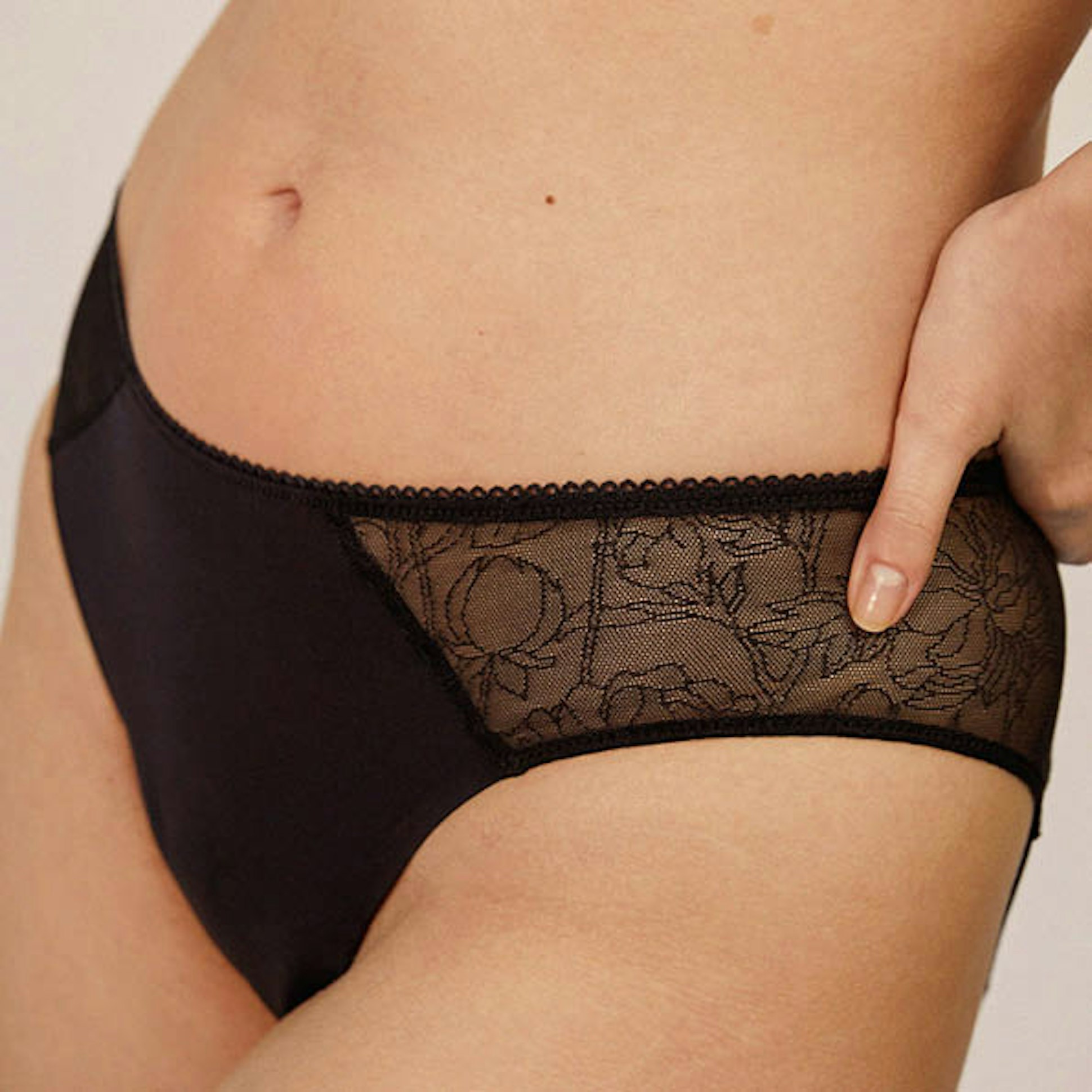 Ysé Culotte menstruelle Sur ma peau Noir 