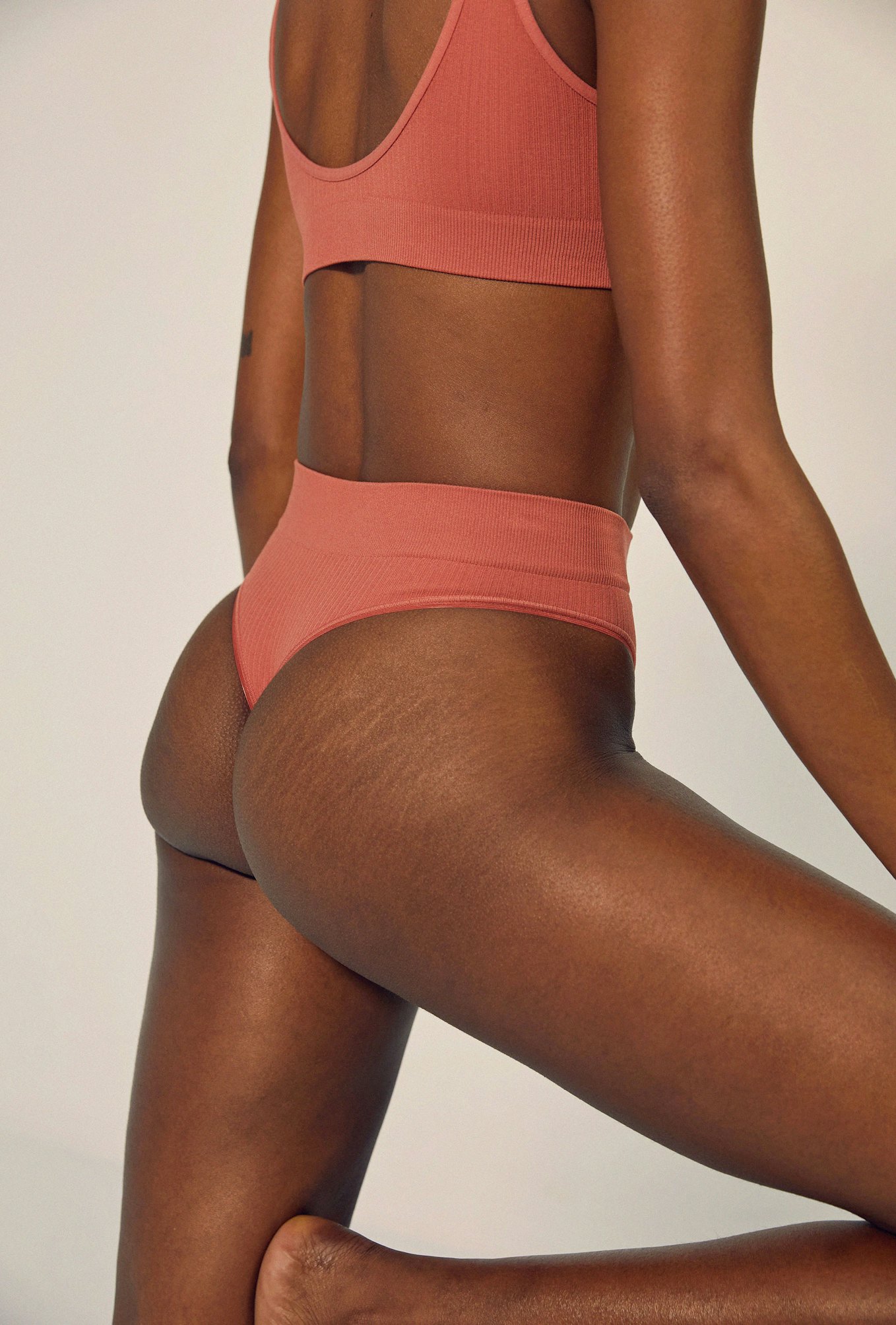 Ysé Brassière Tanga taille haute Nouveau monde Rose blush