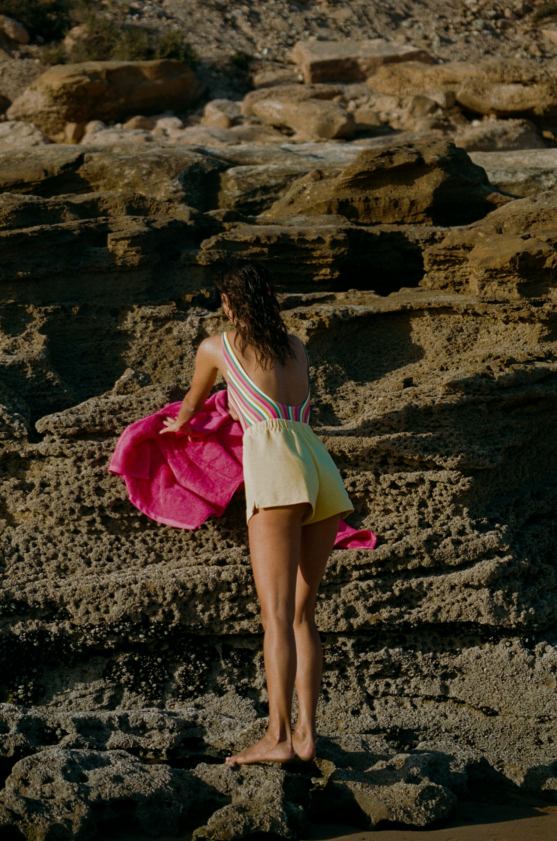 Ysé Ensemble Short Par tous les temps Jaune Une pièce Long voyage Rayures Lopez 
