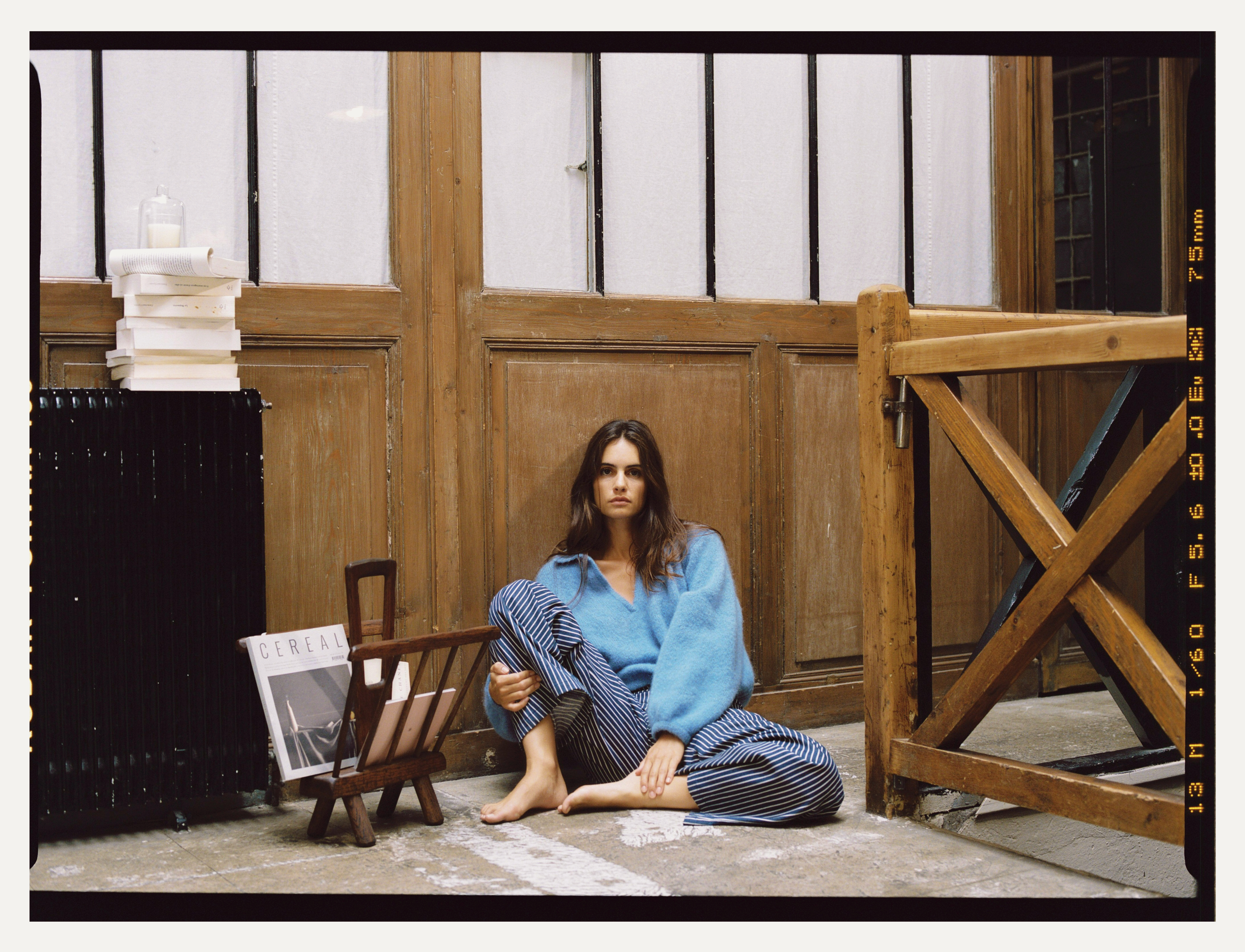 Pull Éclat d'hiver Bleu brume & Pantalon L'encre sur la peau bleu raye